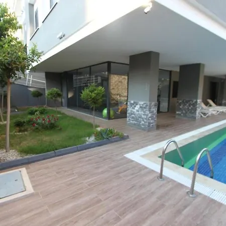 Caden Life Apartament *